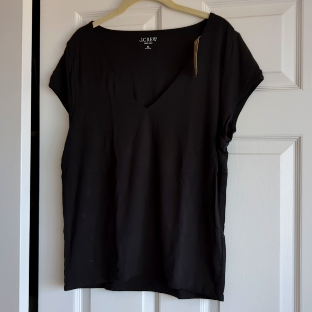 NWT J. Crew Form Knit V-neck Tee